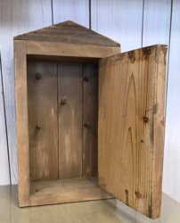 Skrinka na kľúče mačka