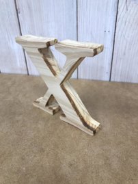 Drevené písmeno 3D prírodné